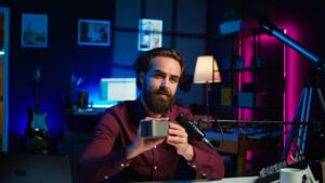 Qual-a-diferença-entre-youtuber-e-streamer-live-streamer